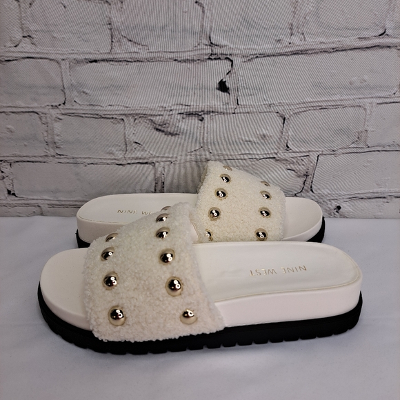 NINE WEST 'FREELY' SHEARLING & STUDDED SLIP ON SANDALS - Picture 4 of 14